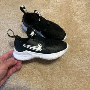 Nike Kids Black and White Sneakers